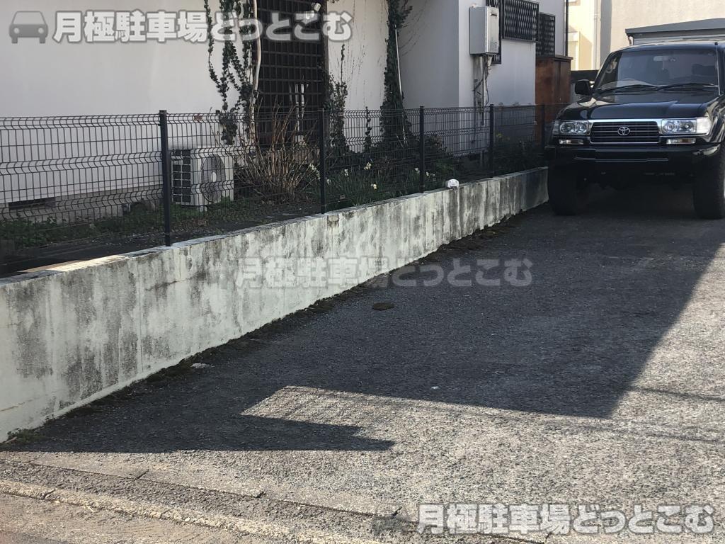 目黒区柿の木坂2丁目28－9の月極駐車場2