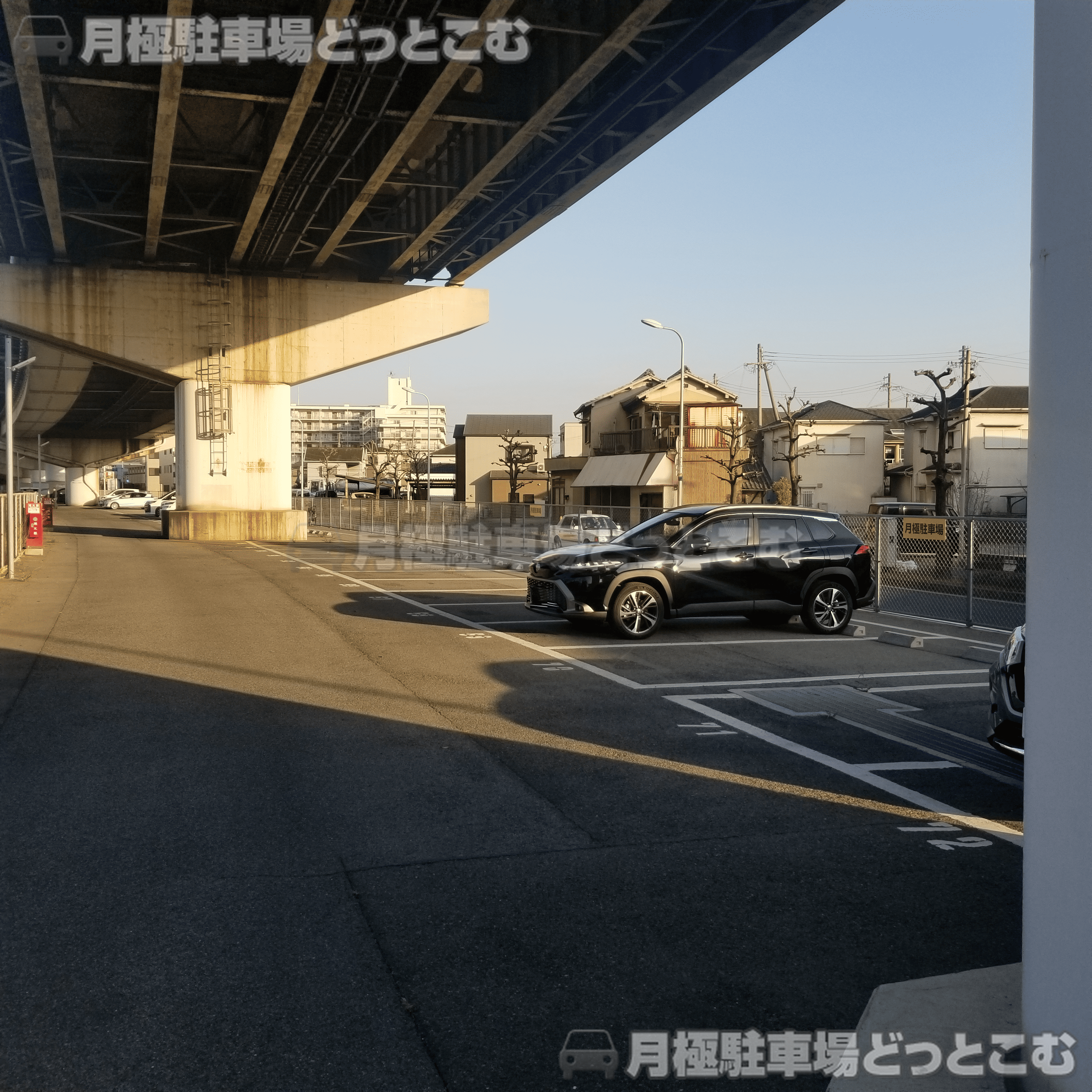 泉大津市助松町1丁目10の月極駐車場2