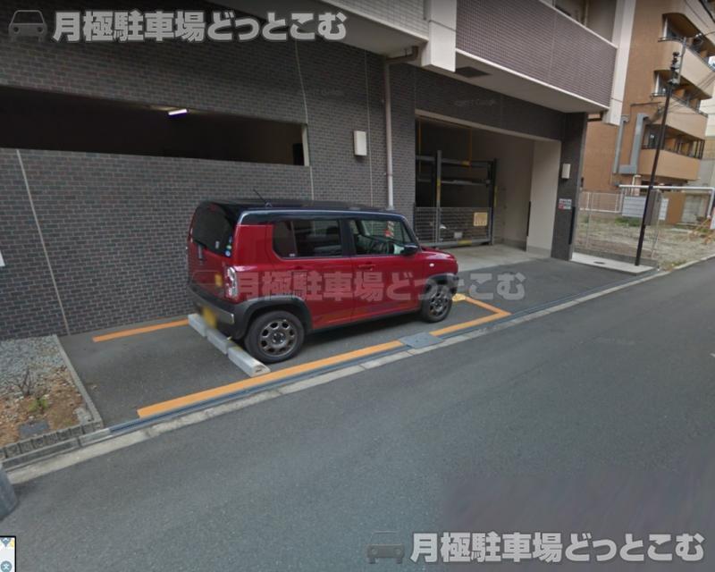 大阪市東成区東小橋1丁目16-33の月極駐車場2