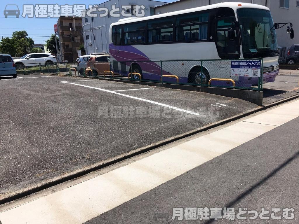 名古屋市中川区柳森町2711の月極駐車場5