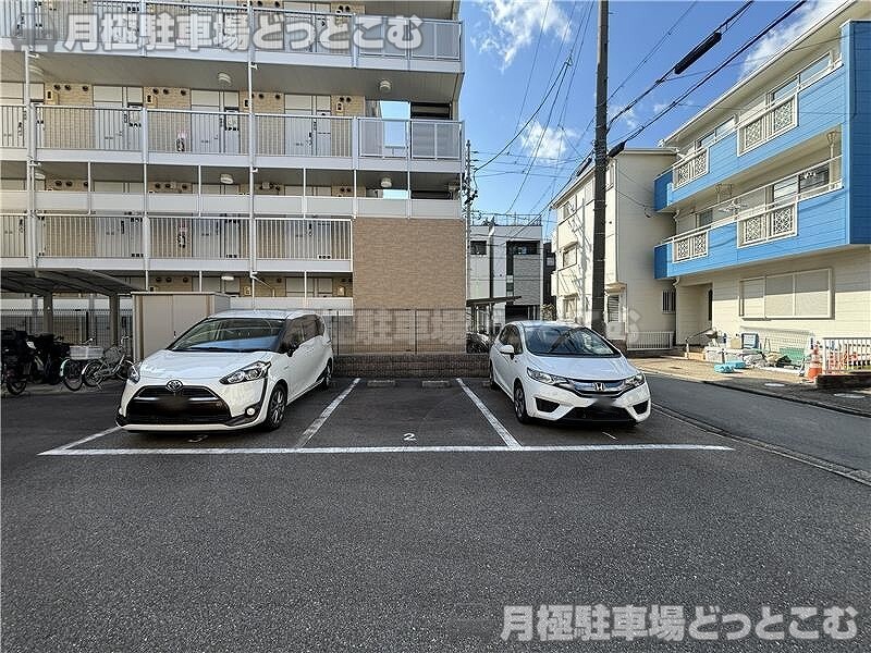 名古屋市千種区大久手町7丁目20番の月極駐車場5