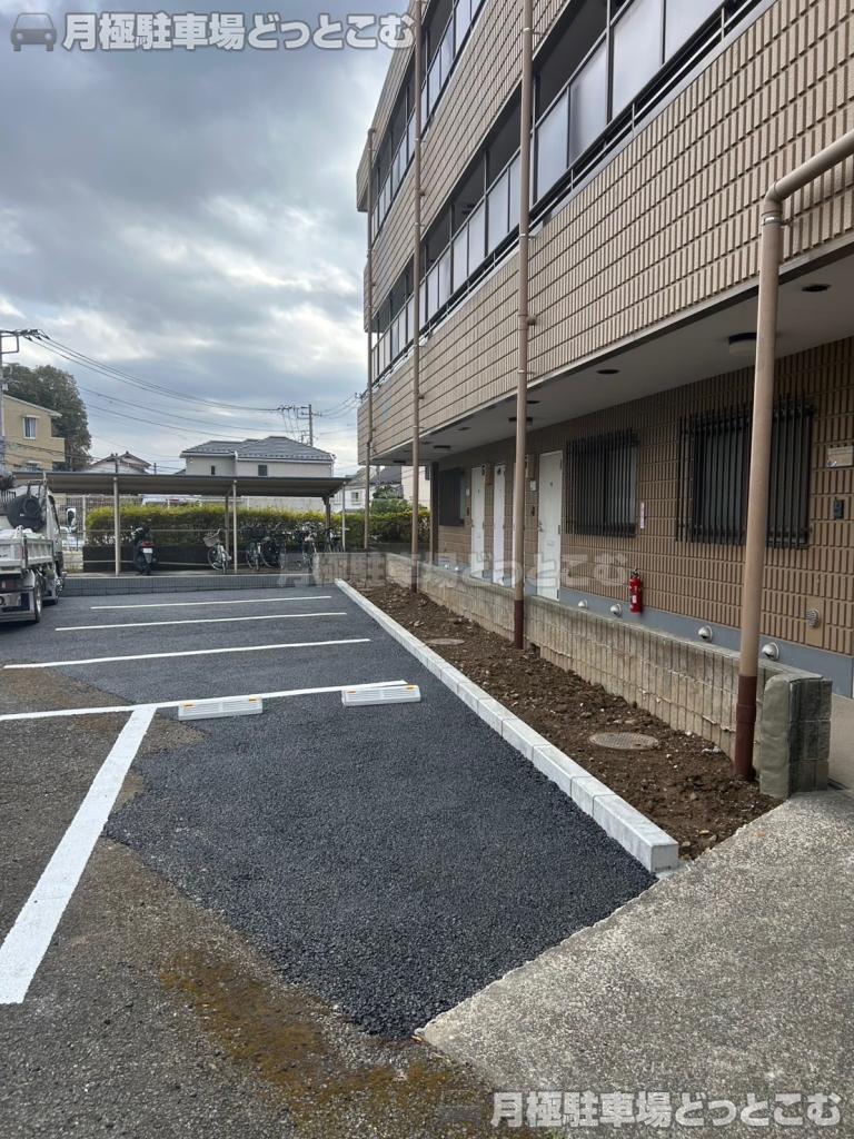 川崎市麻生区東百合丘2丁目14－15の月極駐車場2