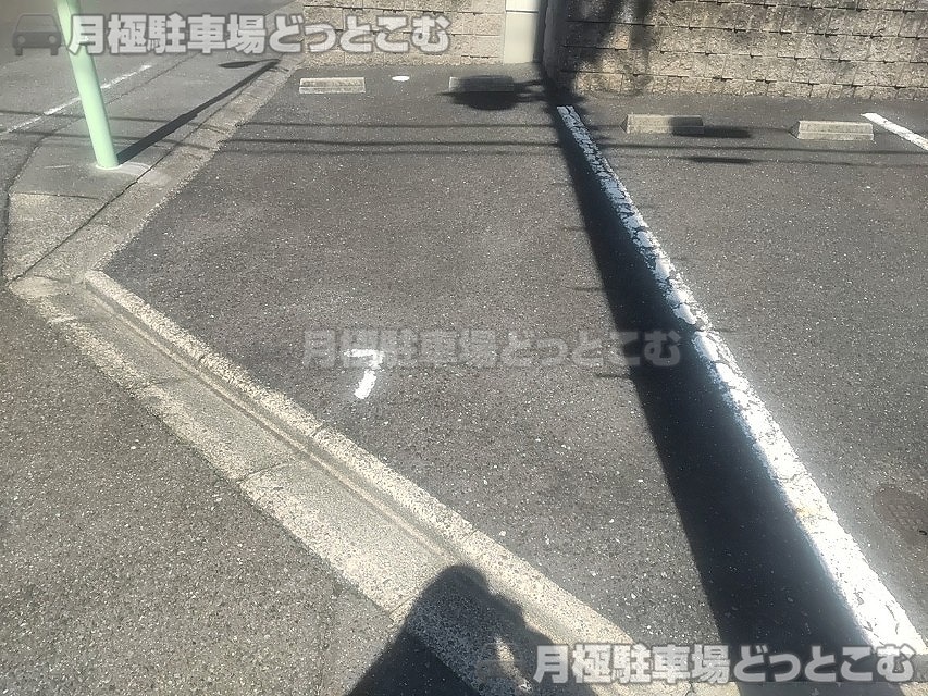 名古屋市中村区稲葉地町1丁目120の月極駐車場4