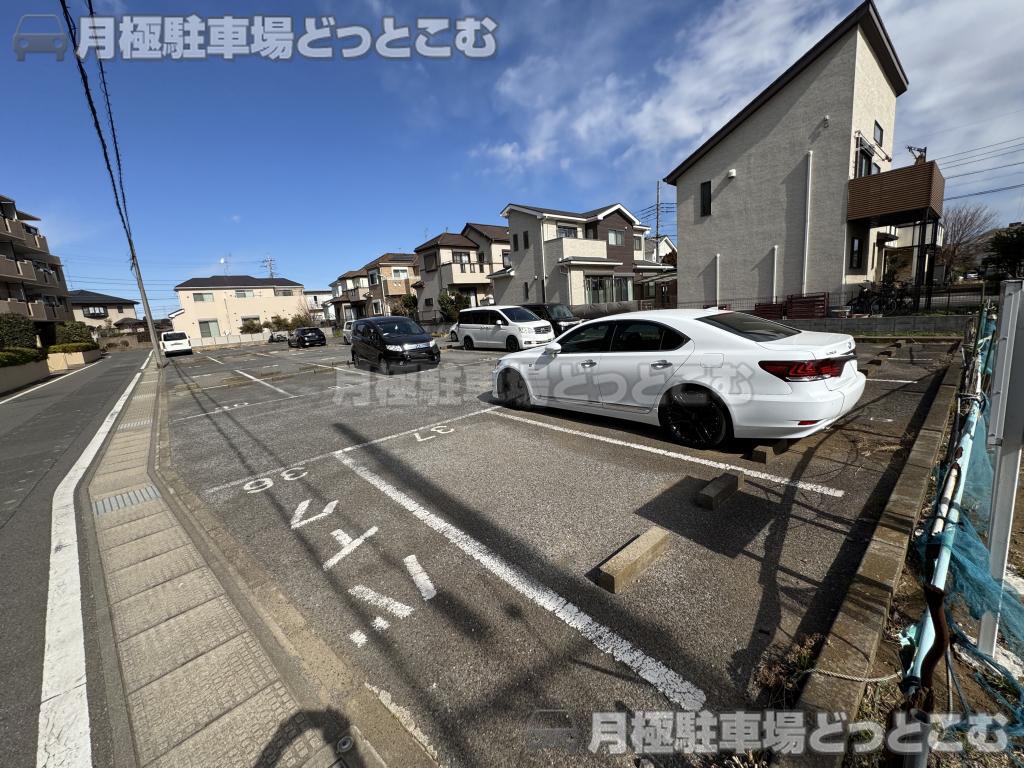 四街道市大日25-1の月極駐車場1