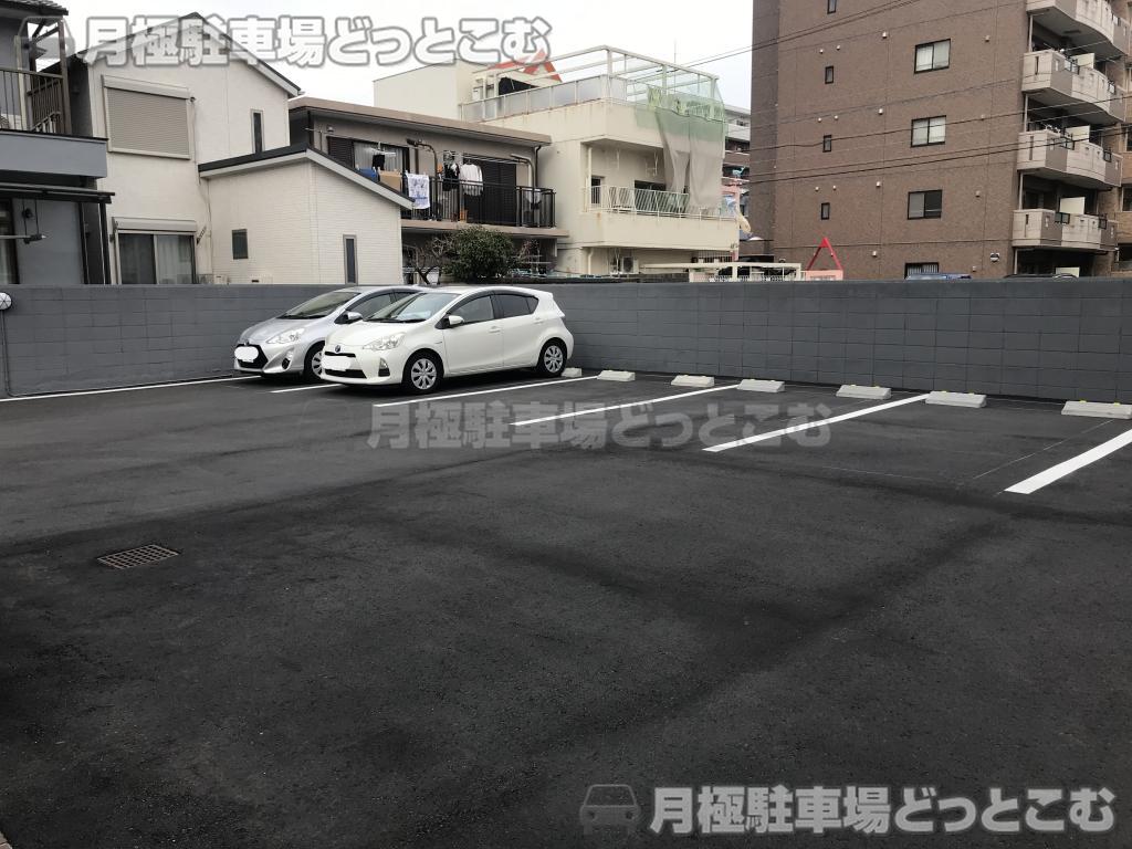 名古屋市北区上飯田南町1丁目13の月極駐車場9