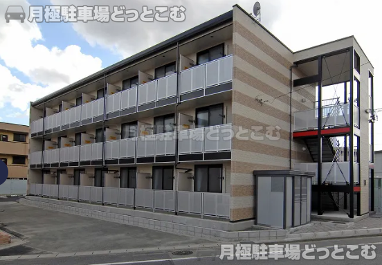 津市幸町23－6の月極駐車場2