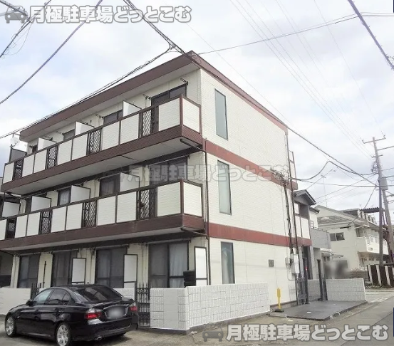 沼津市新沢田町21－5の月極駐車場2