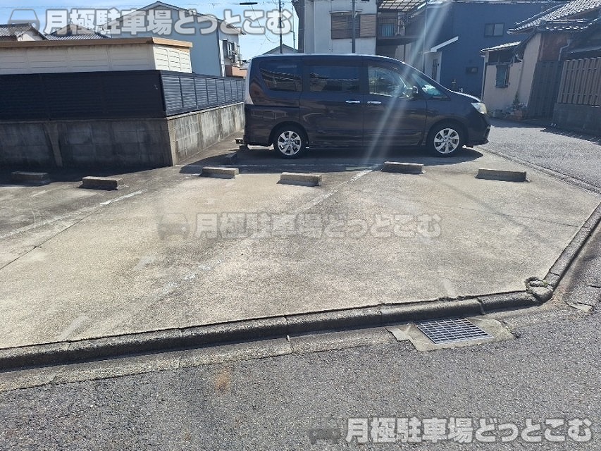 名古屋市北区光音寺町1丁目112-1の月極駐車場5
