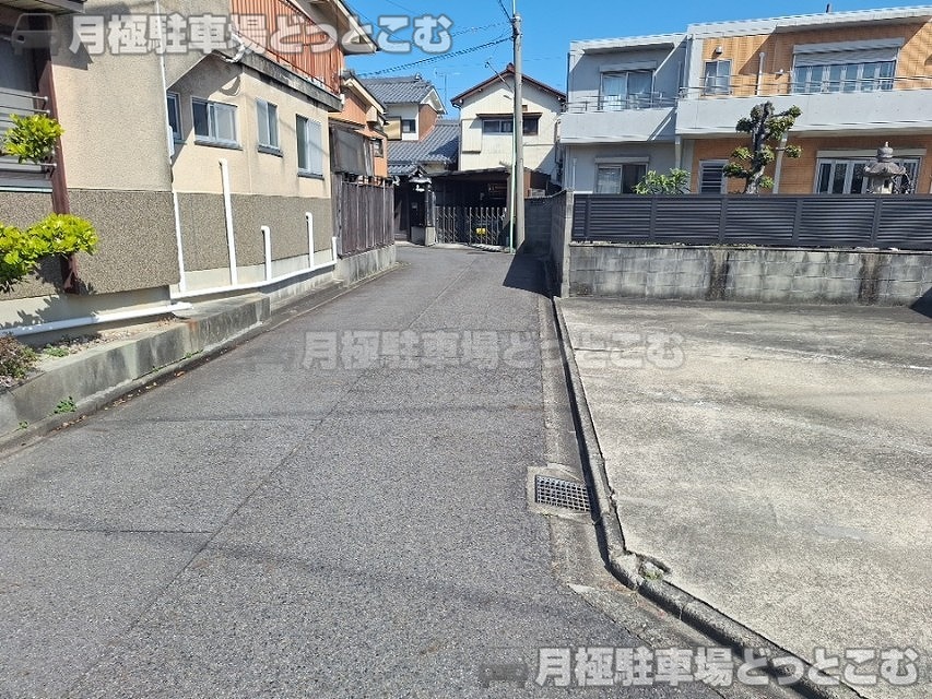 名古屋市北区光音寺町1丁目112-1の月極駐車場7
