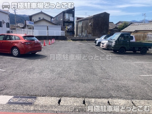 不破郡垂井町字梅之木原1808番8の月極駐車場3