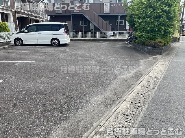 碧南市天王町7丁目82の月極駐車場3