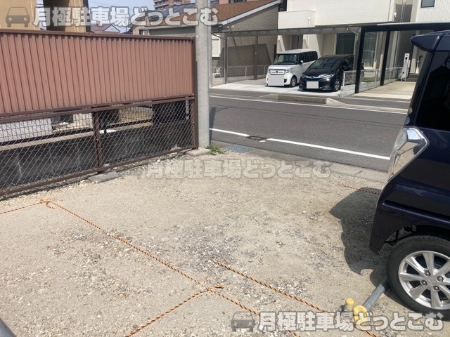 江南市布袋下山町東1103の月極駐車場2