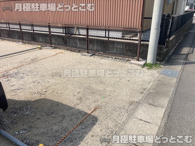 江南市布袋下山町東1103の月極駐車場4