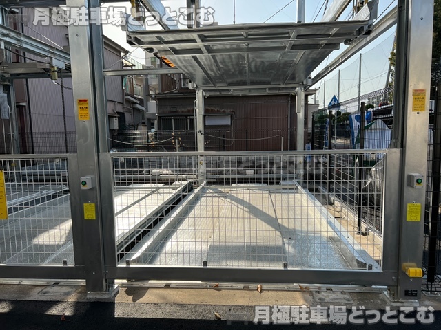 川崎市川崎区藤崎4丁目35-5の月極駐車場3