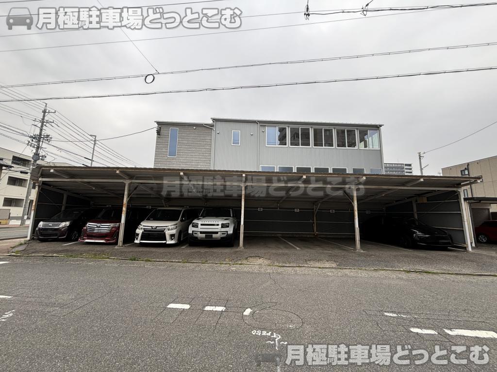 名古屋市千種区千種3丁目3410番の月極駐車場2