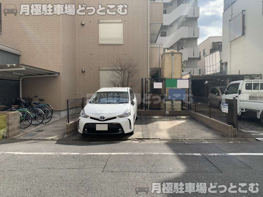守口市豊秀町1丁目42-1の月極駐車場2