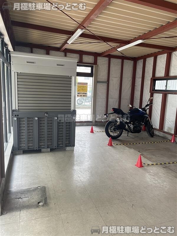 名古屋市西区笹塚町2丁目108-1の月極駐車場2
