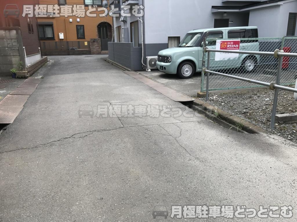 所沢市若狭4-2501-62の月極駐車場7