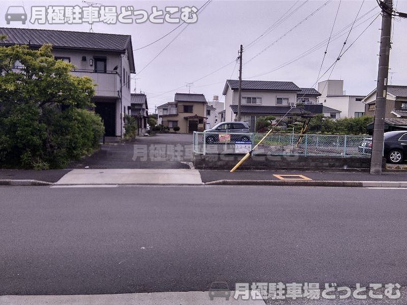名古屋市港区稲永5丁目2-29の月極駐車場2
