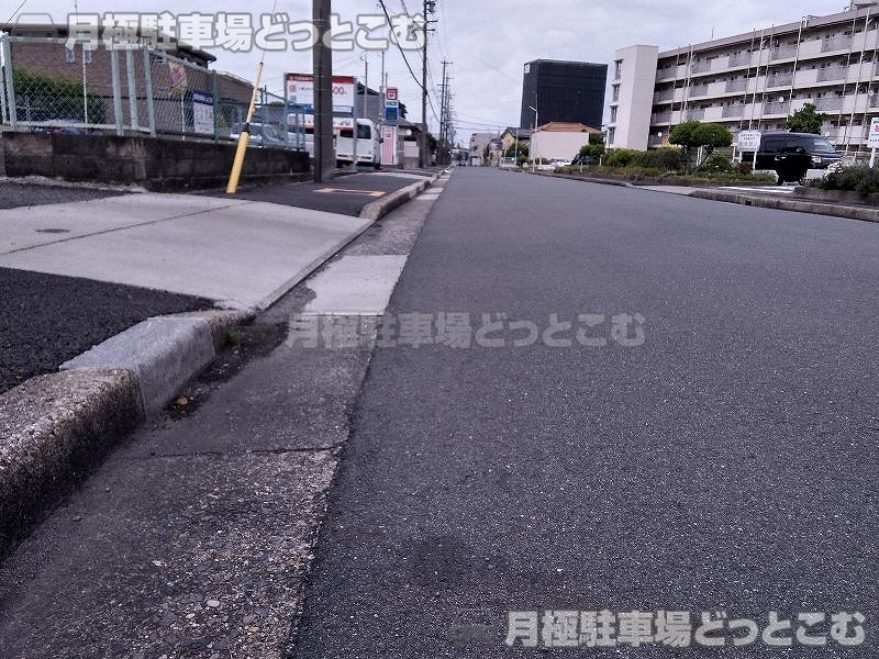 名古屋市港区稲永5丁目2-29の月極駐車場6