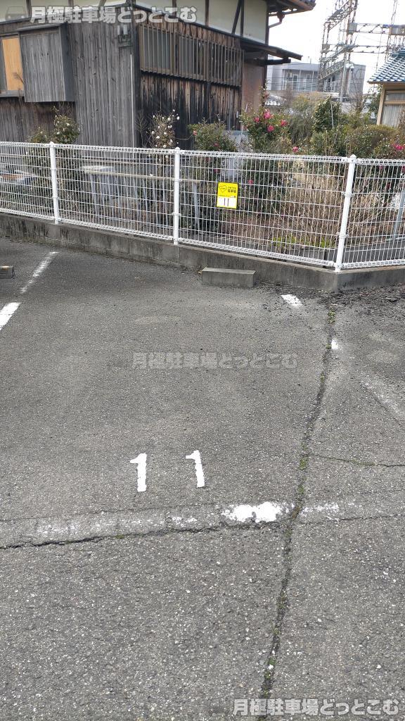 阪南市鳥取673の月極駐車場3
