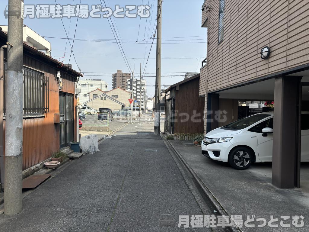 名古屋市西区名西2丁目3128番の月極駐車場4