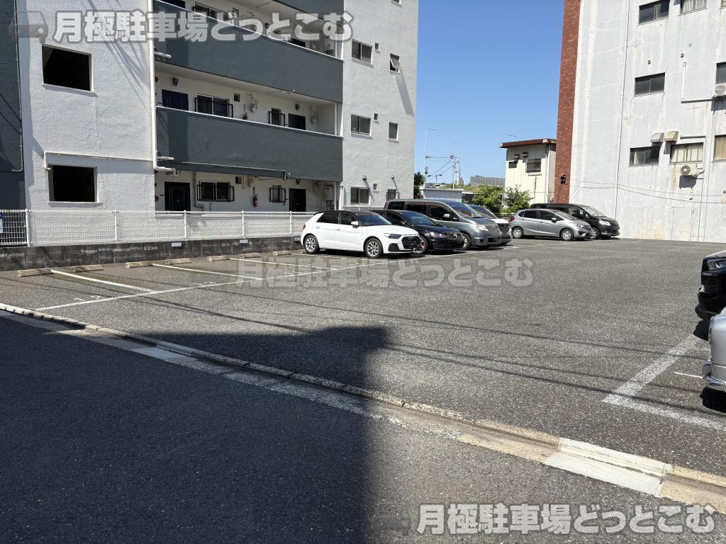 北九州市小倉北区竪町1丁目94番9の月極駐車場6