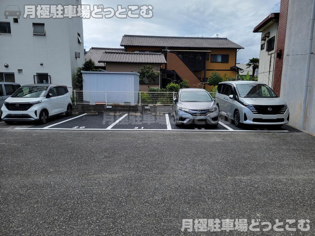 北九州市小倉北区竪町1丁目94番9の月極駐車場9