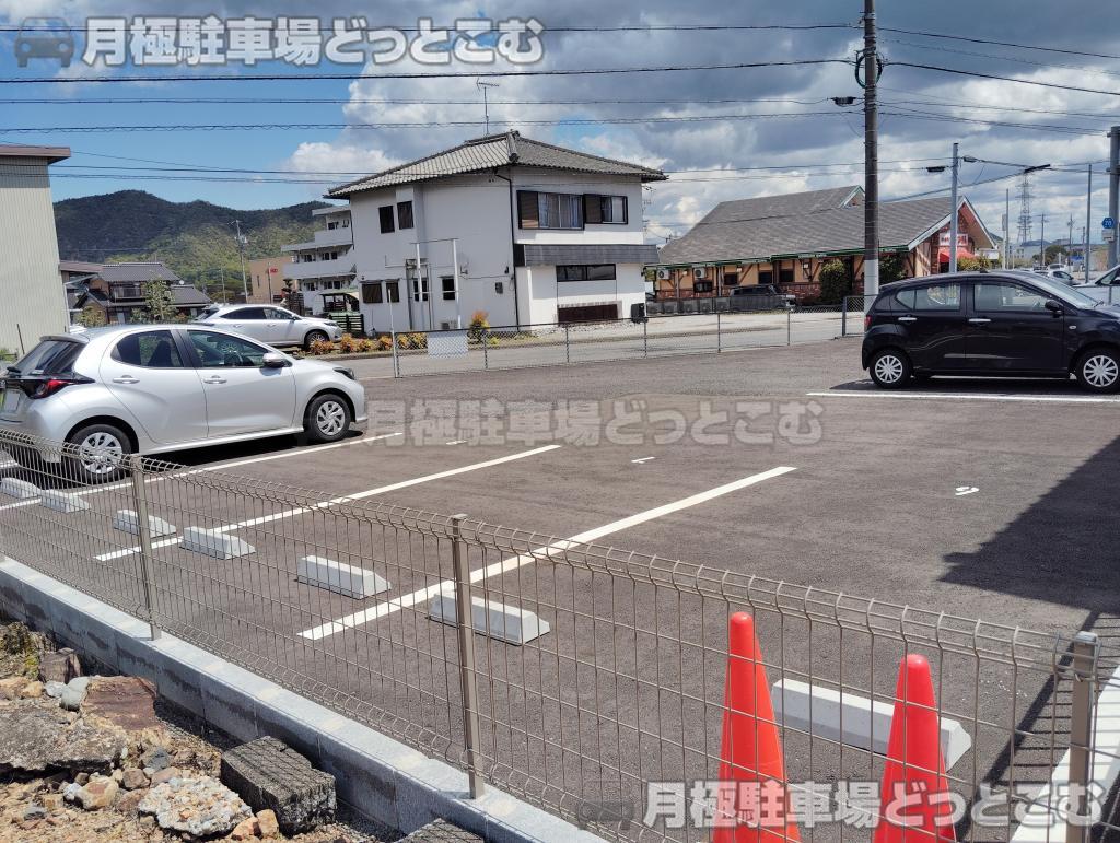 岐阜市古市場神田89の月極駐車場2