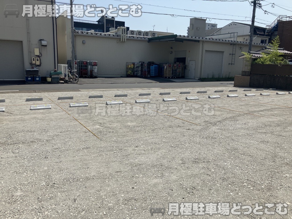名古屋市昭和区福江2丁目1104の月極駐車場2