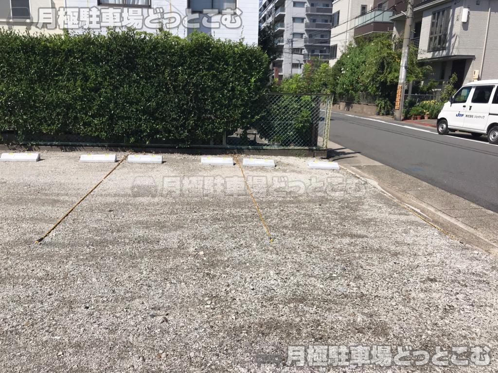 名古屋市昭和区福江2丁目1104の月極駐車場5