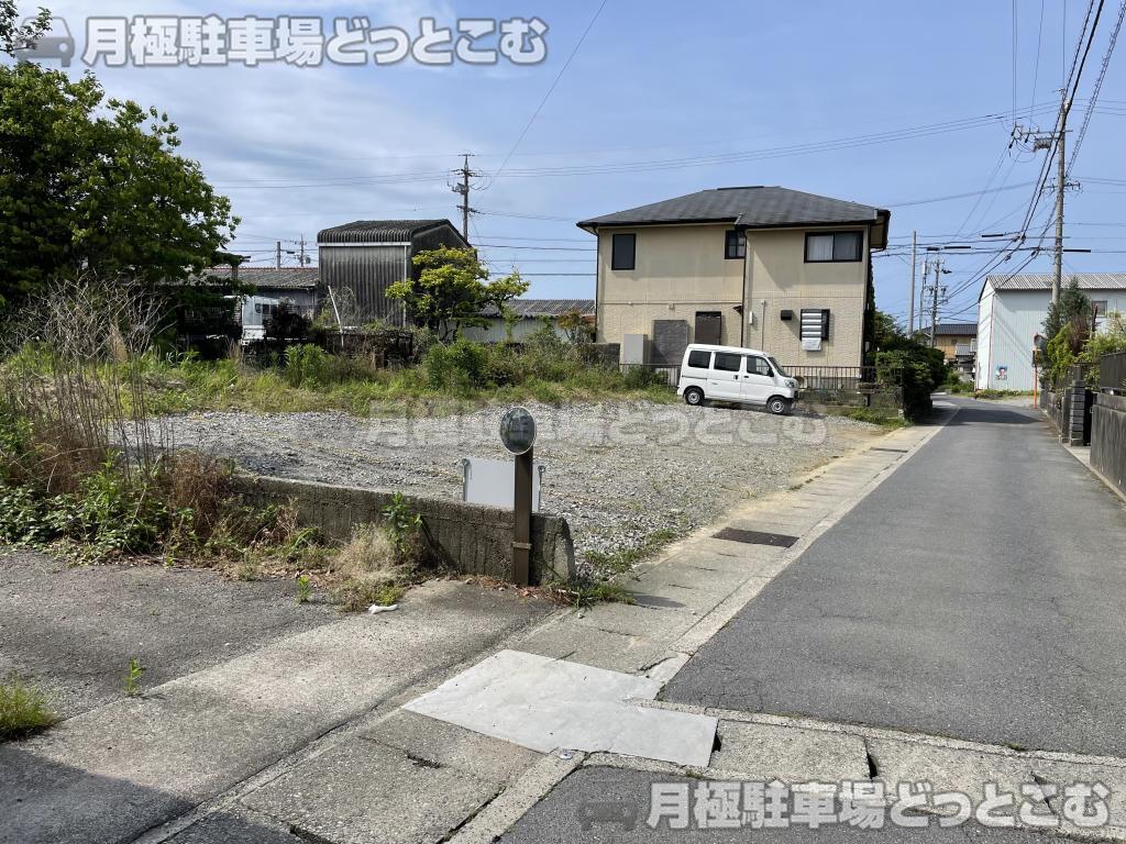 鈴鹿市白子2丁目3052の月極駐車場6