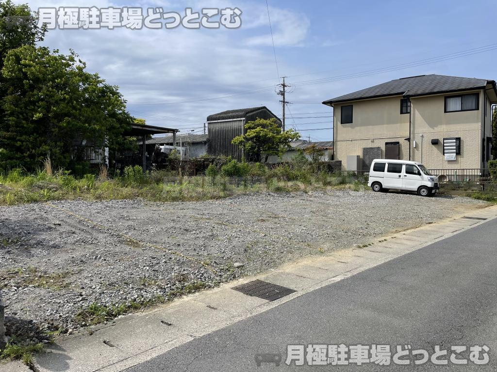 鈴鹿市白子2丁目3052の月極駐車場7
