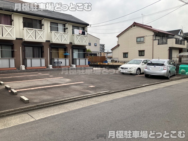 名古屋市西区大金町2丁目34の月極駐車場1