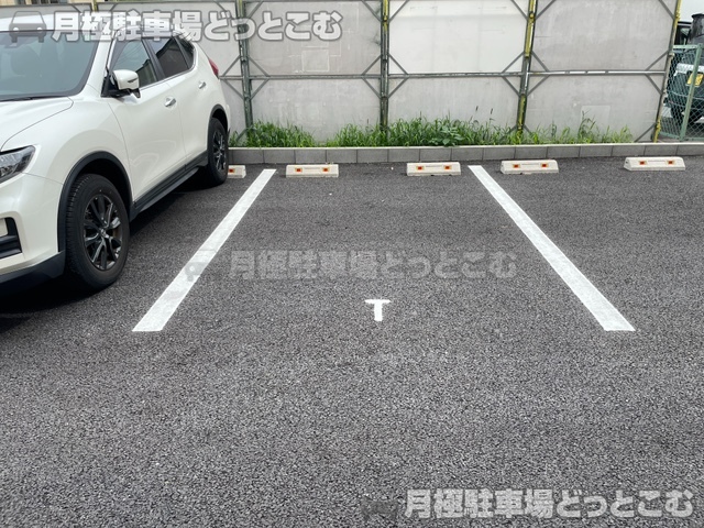 名古屋市西区鳥見町1丁目22-1,22-2の月極駐車場6