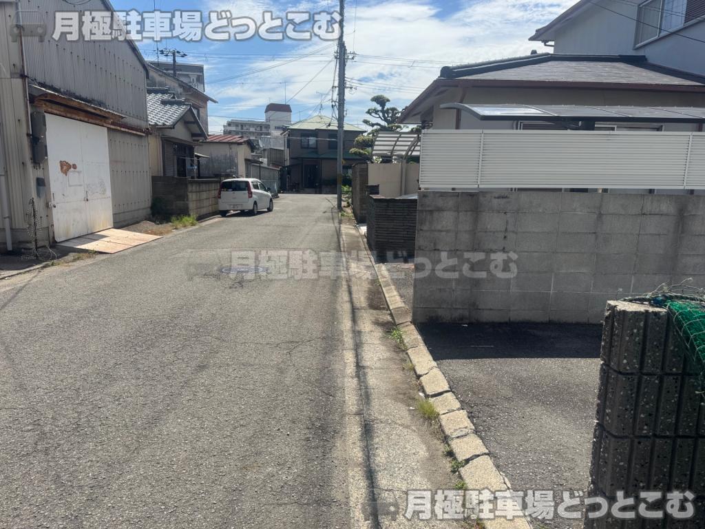 和歌山市三沢町1丁目48の月極駐車場5
