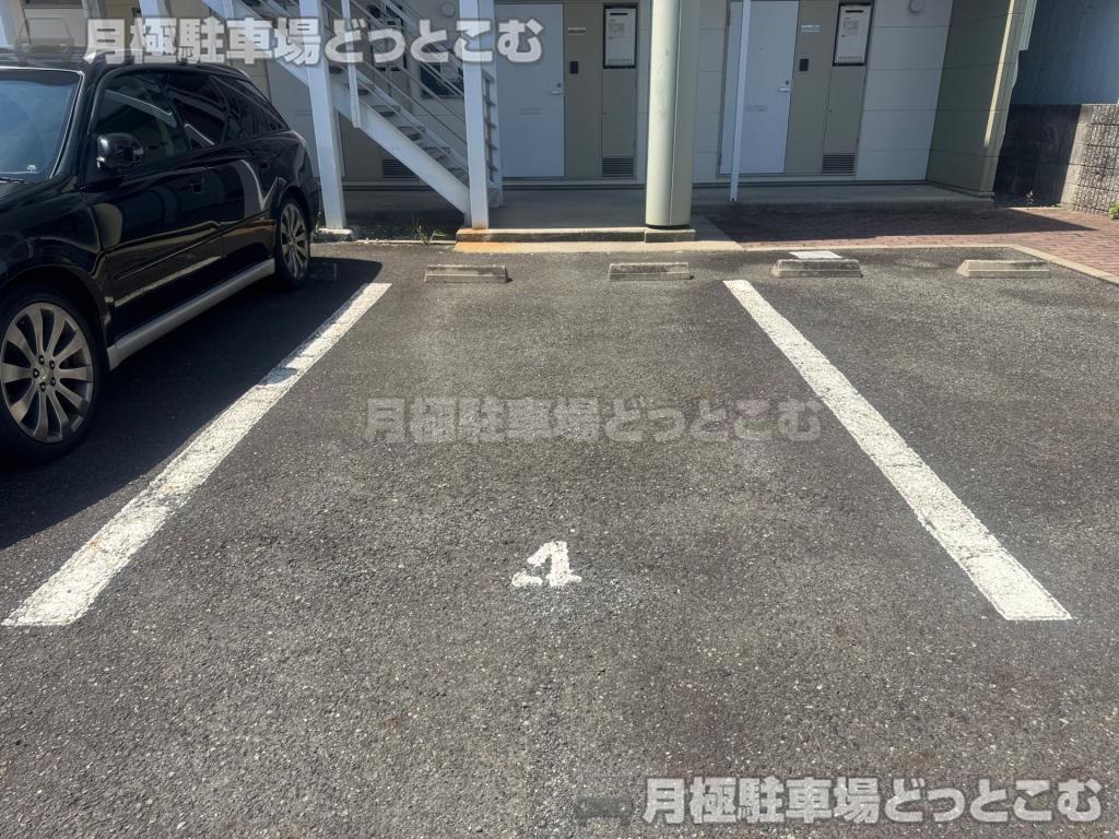 和歌山市三沢町1丁目48の月極駐車場7