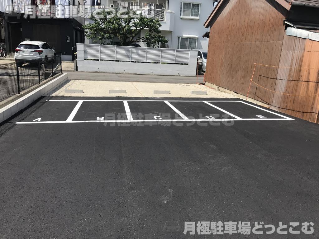 名古屋市北区木津根町8-1,8-3,8-4,8-5の月極駐車場4