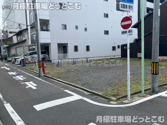 名古屋市西区那古野1丁目1701,1702,1703の月極駐車場1