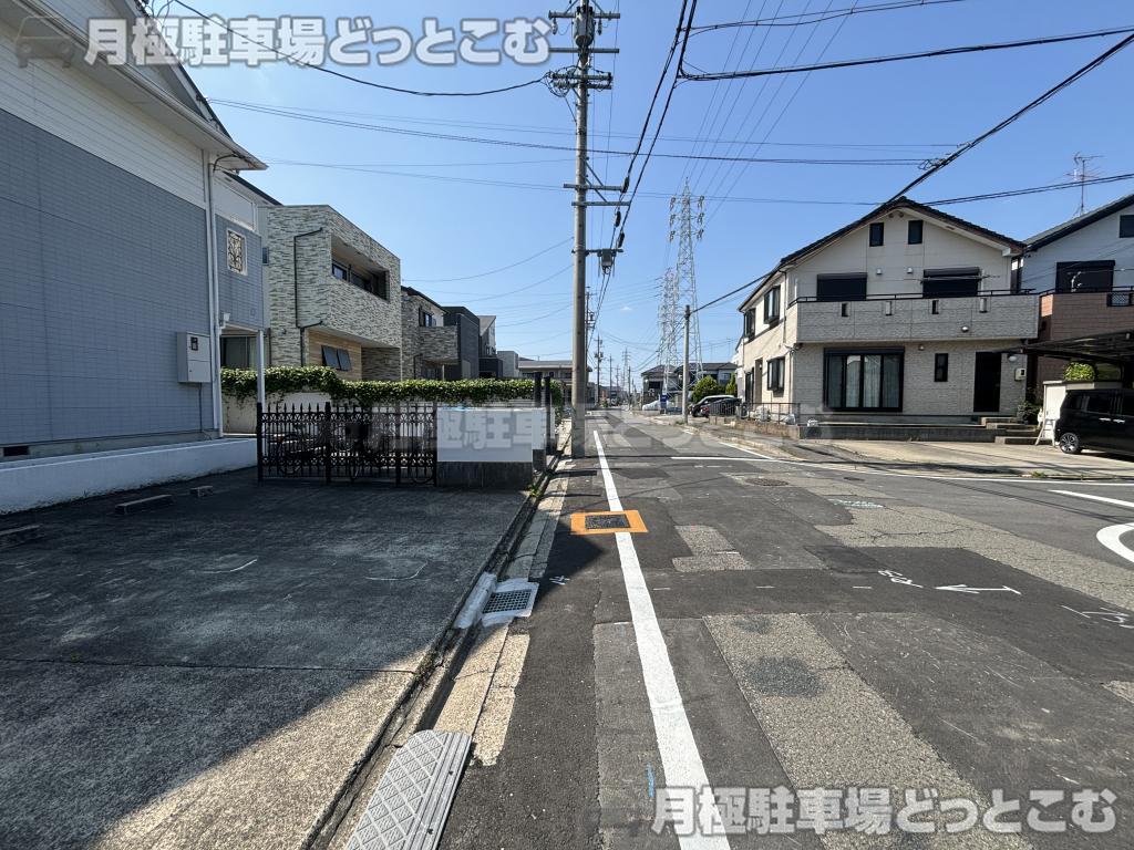 名古屋市中川区中須町180番3の月極駐車場4