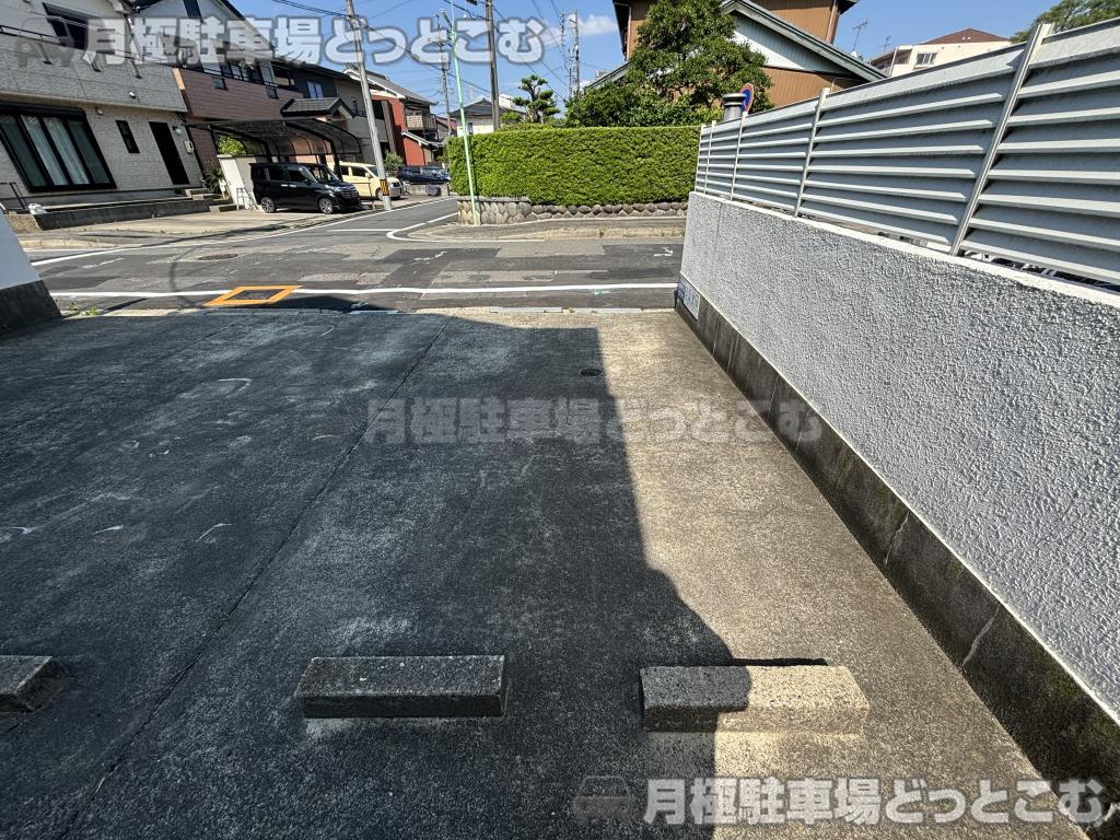 名古屋市中川区中須町180番3の月極駐車場6