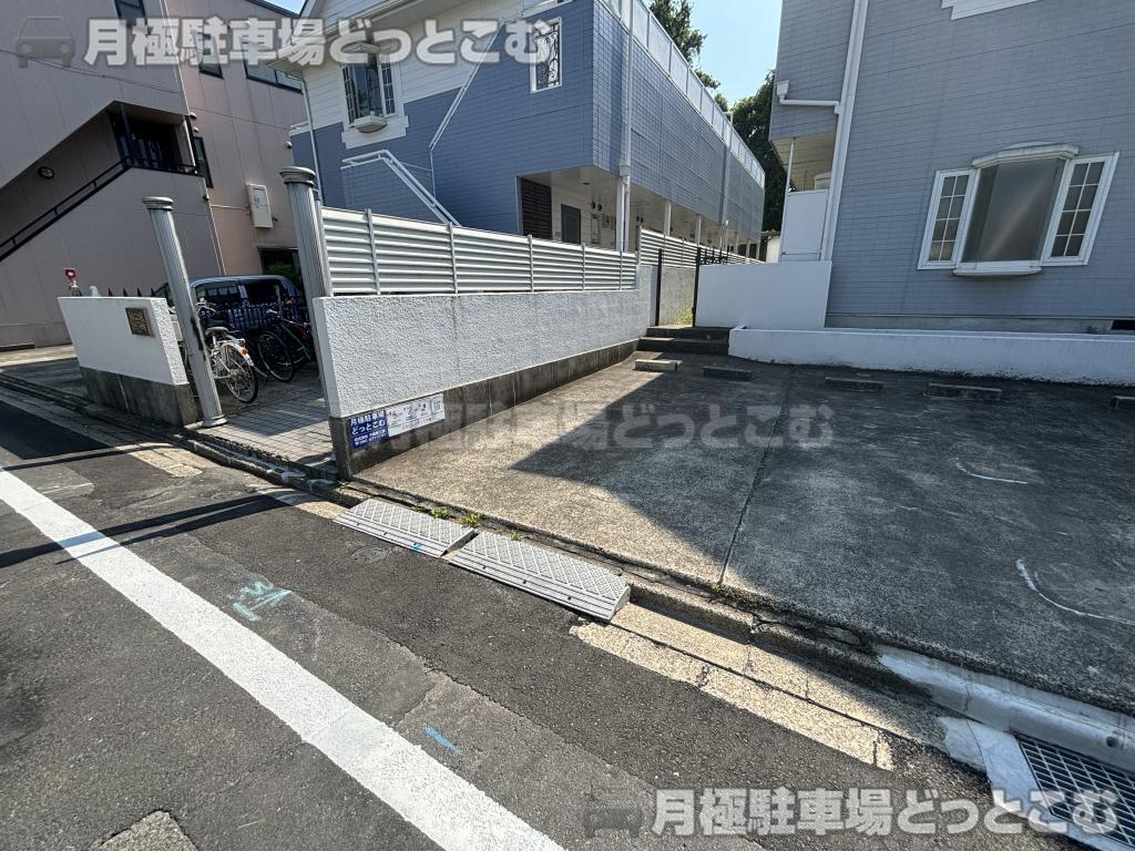 名古屋市中川区中須町180番3の月極駐車場7