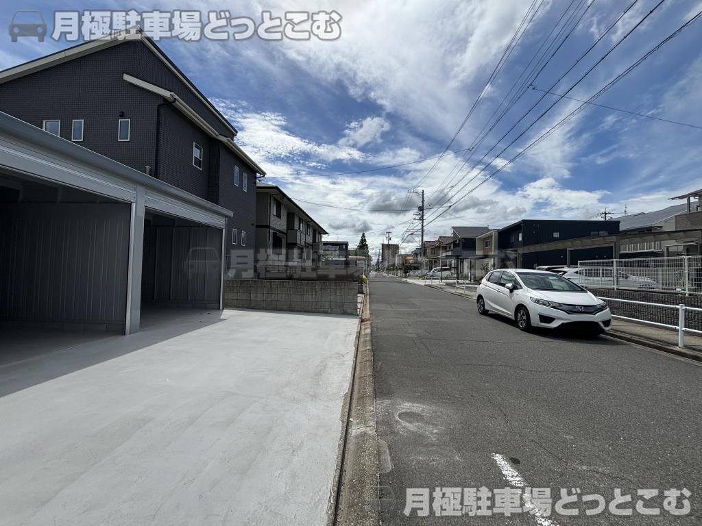 名古屋市港区小賀須3丁目401番1の月極駐車場3