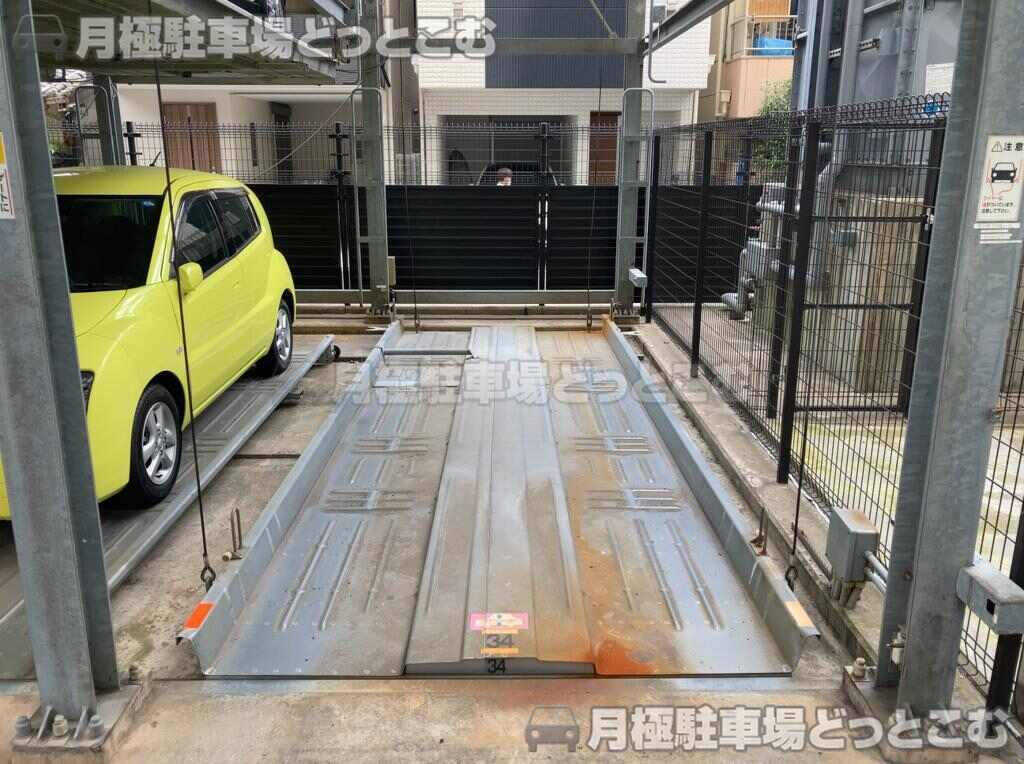 大阪市淀川区木川東2-2-6の月極駐車場2