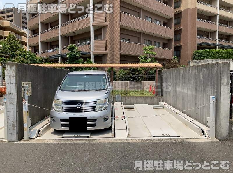 豊中市上新田2-22-20の月極駐車場2