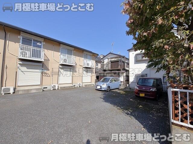 新座市石神5丁目1660番1の月極駐車場3