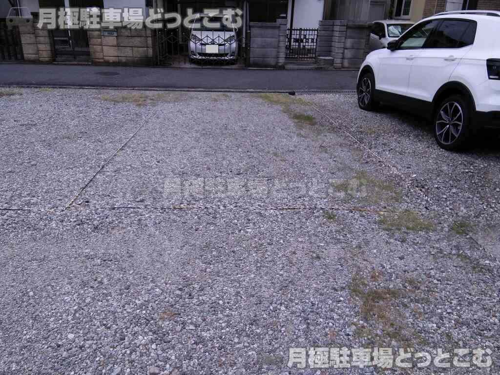 岸和田市畑町2-1548-1の月極駐車場3