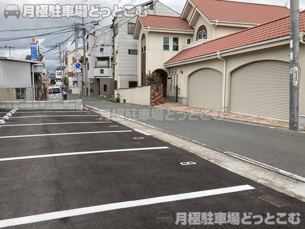 門真市御堂町82-2の月極駐車場2