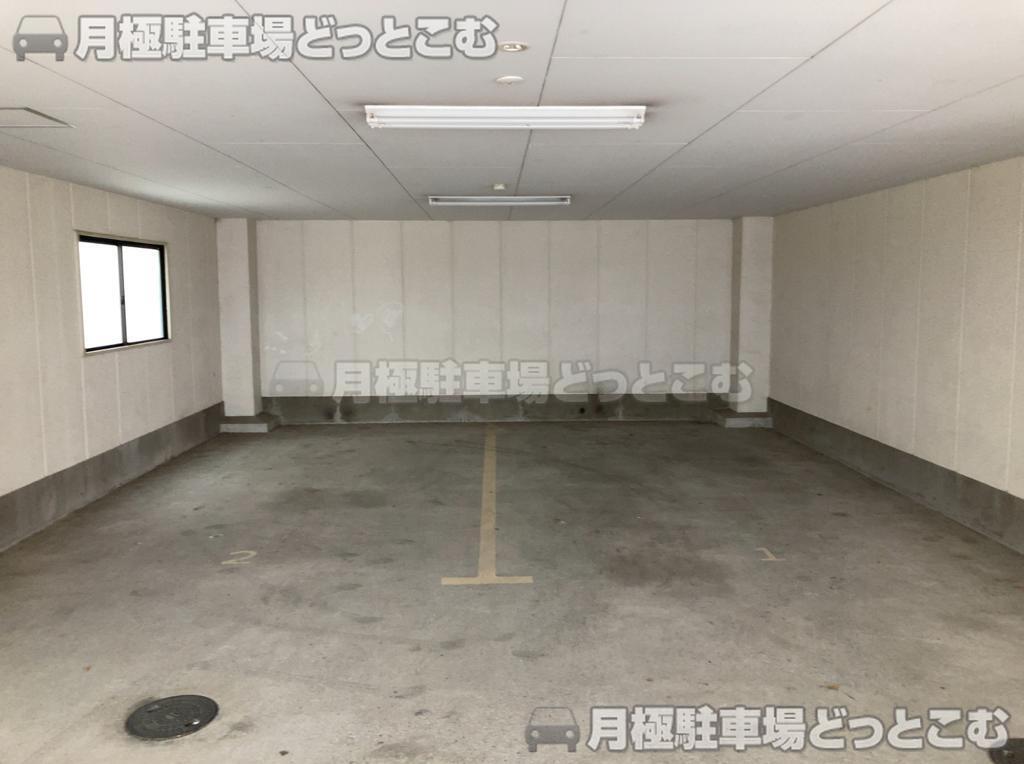 大阪市淀川区新高5-3-25の月極駐車場2