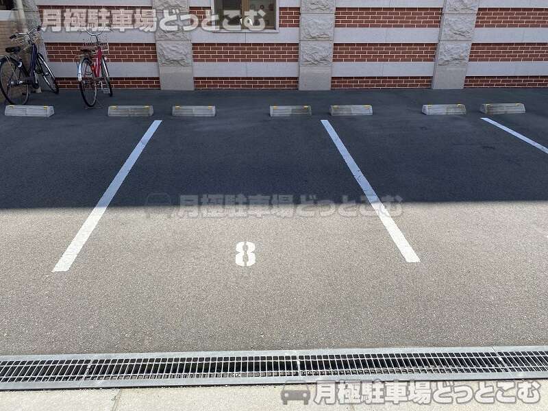 大阪市東淀川区柴島1-3-22の月極駐車場2